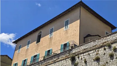 Palazzo/Stabile in vendita a Perugia, Cent... - foto 1