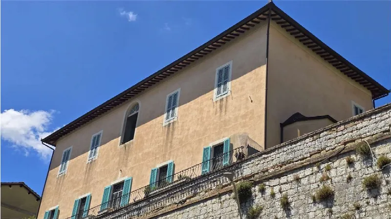 Palazzo/Stabile in vendita a Perugia, Centro, elce - foto 1