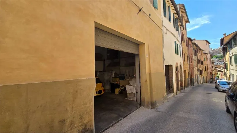 Palazzo/Stabile in vendita a Perugia, Centro, elce - foto 8