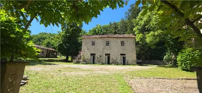 Rustico/Casale in vendita a Umbertide - foto 1