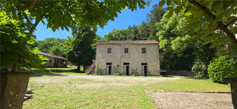 Rustico/Casale in vendita a Umbertide - foto 1