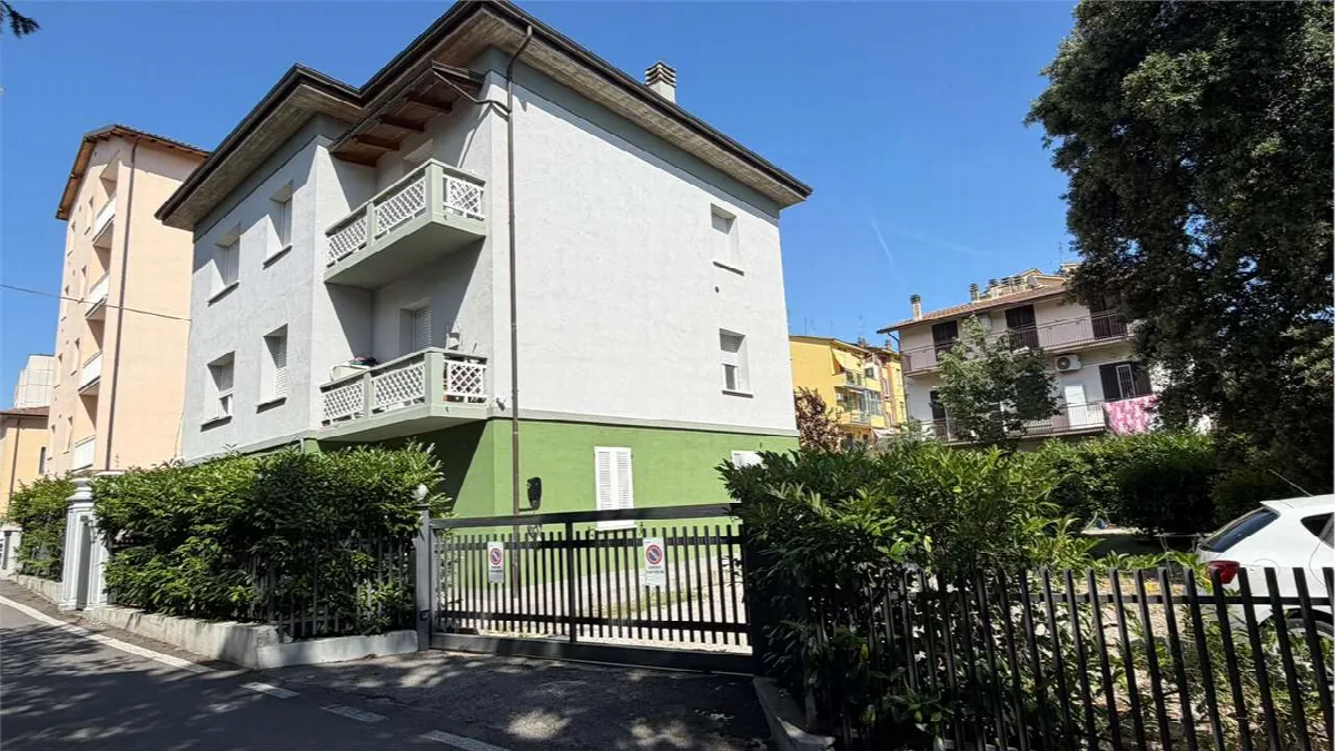 Palazzo/Stabile in vendita a Perugia, Semicentro, Stazione, Madonna Alta, Prepo - foto 5