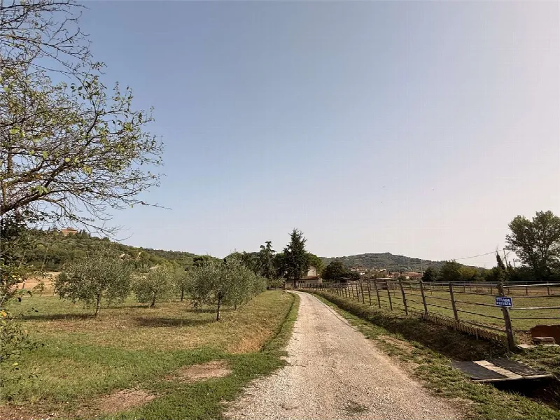 Rustico/Casale in vendita a Magione - foto 2