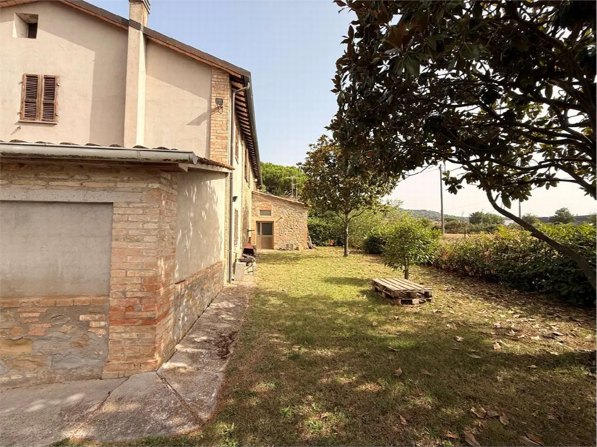 Rustico/Casale in vendita a Magione - foto 5