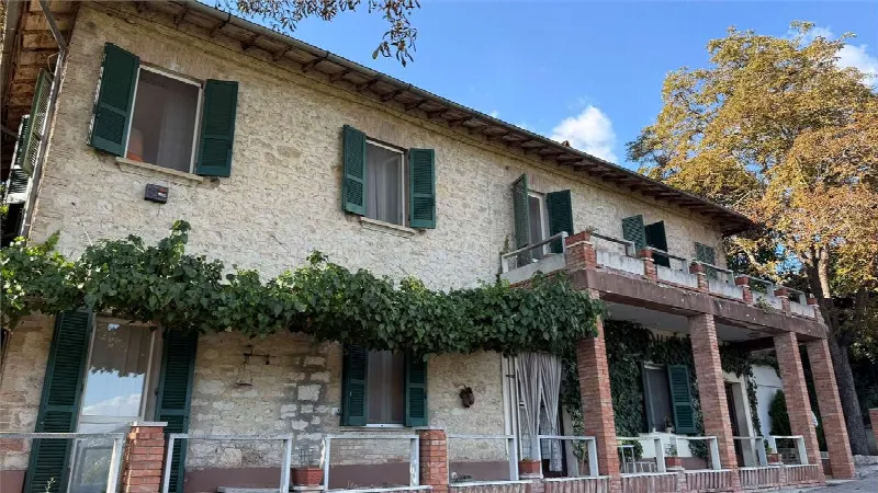 Villa in vendita a Corciano - foto 1