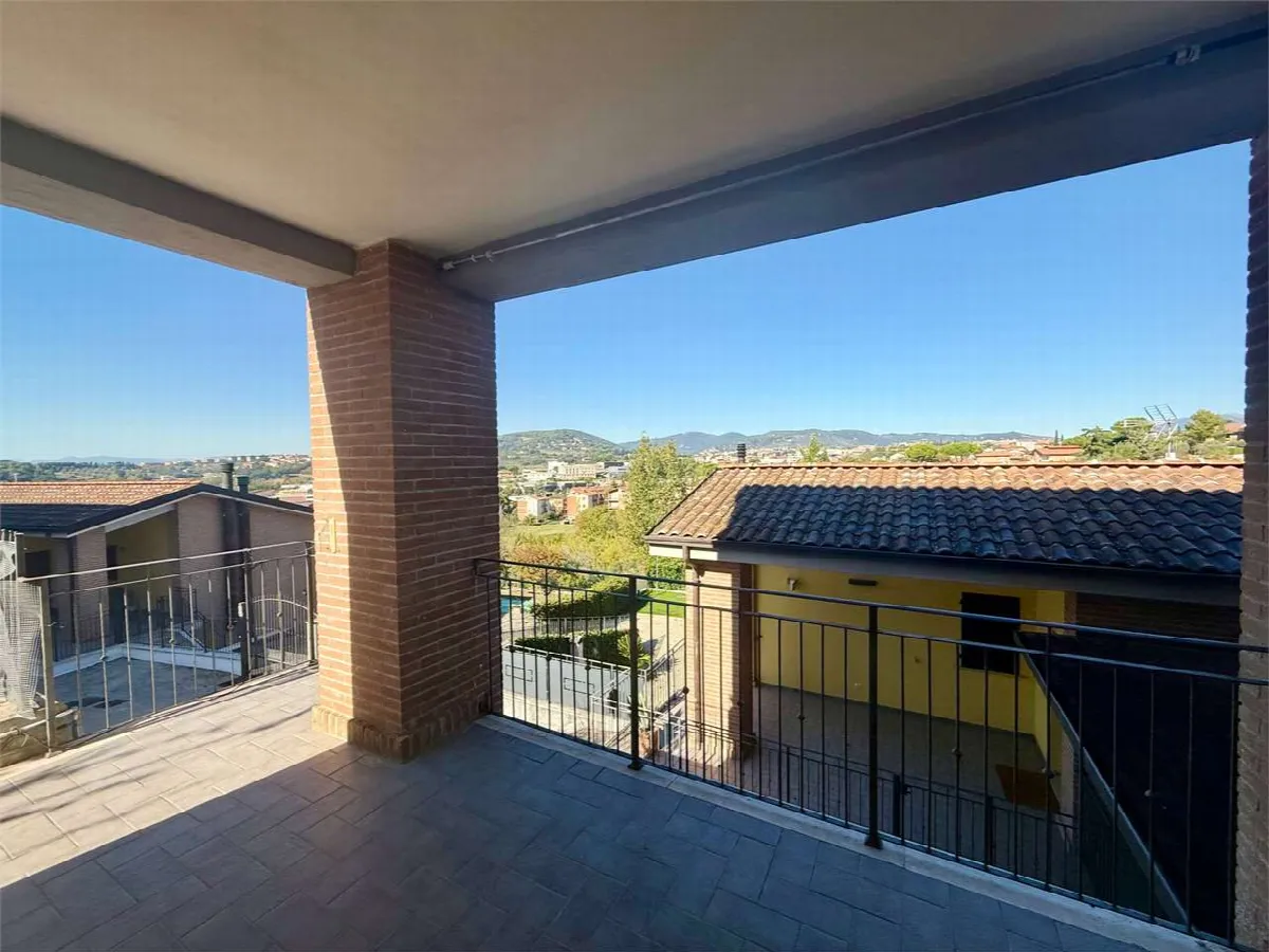 Villa in vendita a Perugia, Semicentro, Stazione, Madonna Alta, Prepo - foto 3