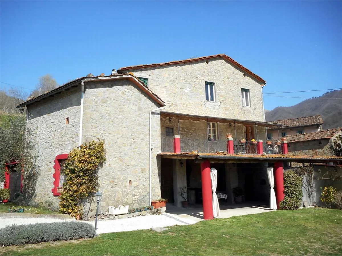 Rustico/Casale in vendita a Bagni di Lucca - foto 2