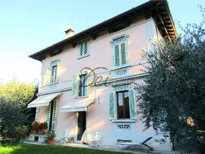 Villa in vendita a Pescia - foto 1