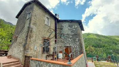 Rustico/Casale in vendita a Molazzana - foto 6