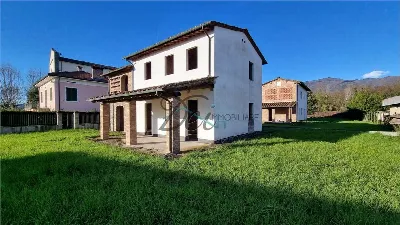 Villa in vendita a Capannori - foto 2