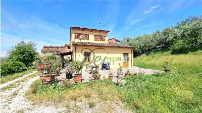 Rustico/Casale in vendita a Montecarlo - foto 2