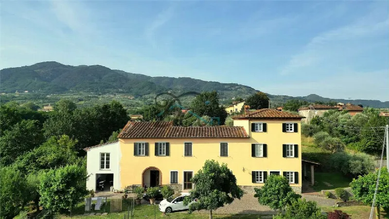 Villa in vendita a Capannori - foto 1