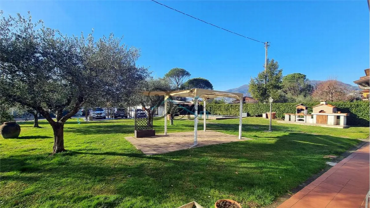 Villa in vendita a Capannori - foto 2