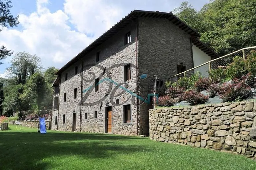 Rustico/Casale in vendita a Pescaglia - foto 2