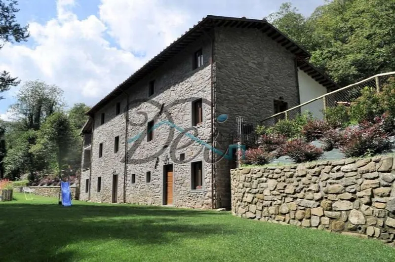 Rustico/Casale in vendita a Pescaglia - foto 2