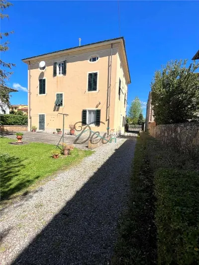 Villa a Capannori