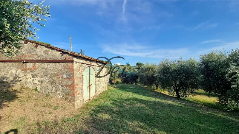 Rustico/Casale in vendita a Montecarlo - foto 2