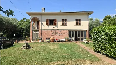 Villa a Capannori
