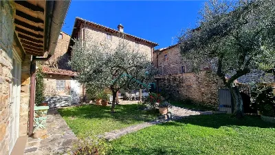 Rustico/Casale in vendita a Capannori - foto 3