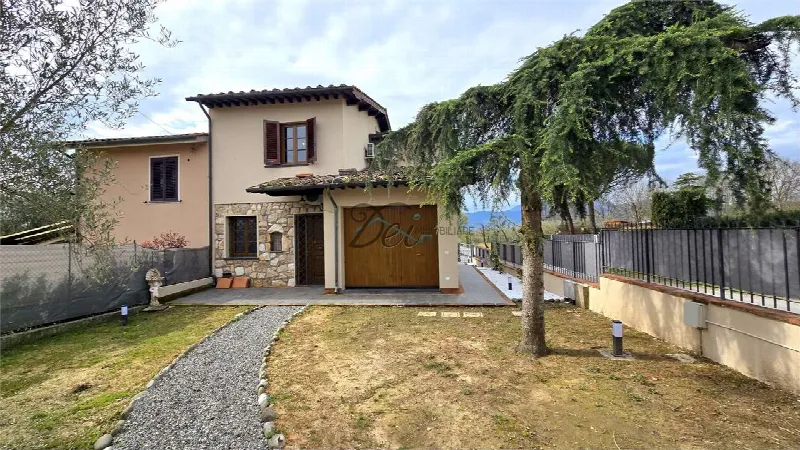 Villa in vendita a Altopascio - foto 1