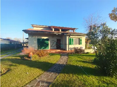 Villa in vendita a Capannori - foto 2