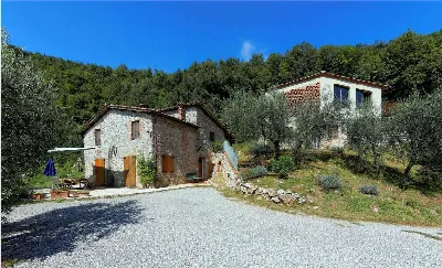 Rustico/Casale in vendita a Borgo a Mozzan... - foto 1