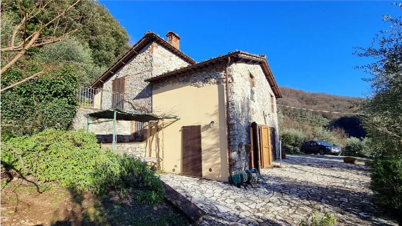 Rustico/Casale in vendita a Borgo a Mozzano - foto 6