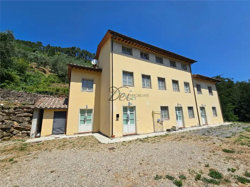 Rustico/Casale in vendita a Capannori - foto 2
