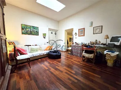 Appartamento in vendita a Lucca, Centro st... - foto 1