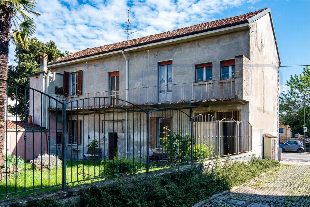 Palazzo/Stabile in vendita a Bollate - foto 4