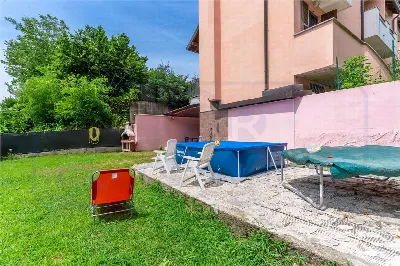 Villetta a schiera in vendita a Garbagnate... - foto 8