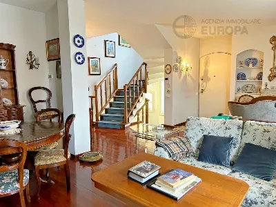 Villa in vendita a Padova, Guizza, crocifi... - foto 1