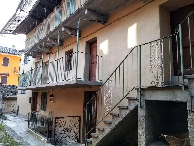 Casa Indipendente a Premosello-Chiovenda