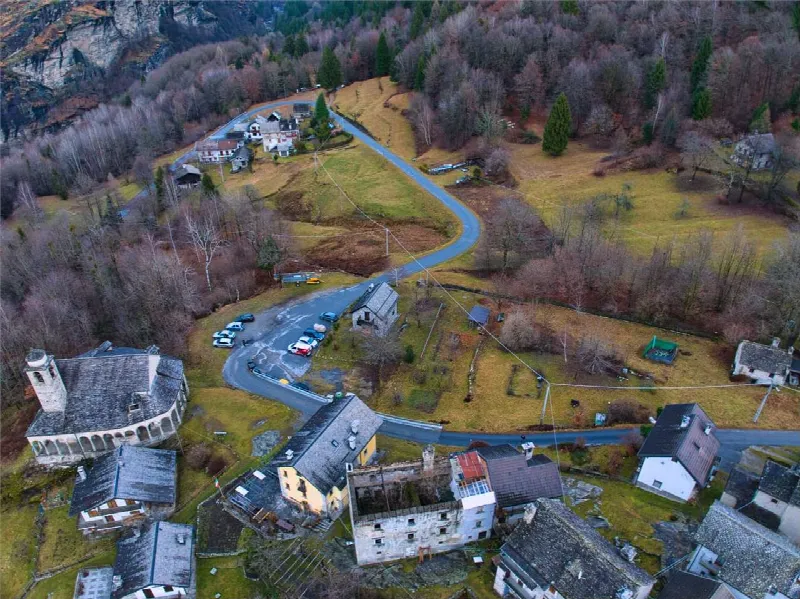 Rustico/Casale in vendita a Premia - foto 1