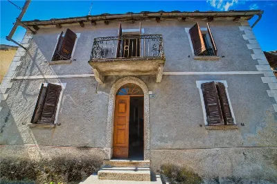 Casa Indipendente a Re
