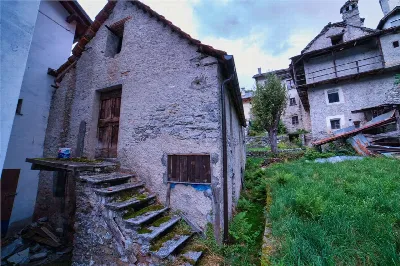 Rustico/Casale in vendita a Re - foto 2