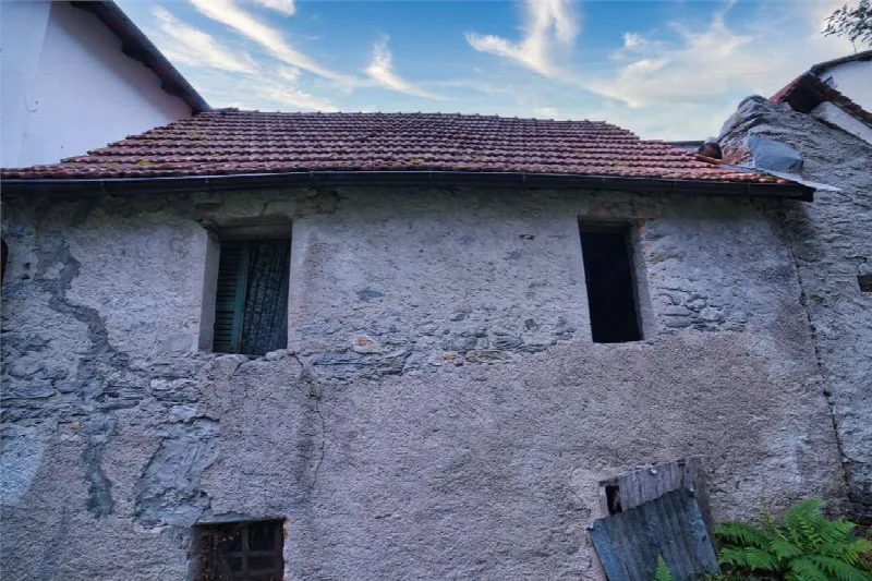 Rustico/Casale in vendita a Re - foto 9