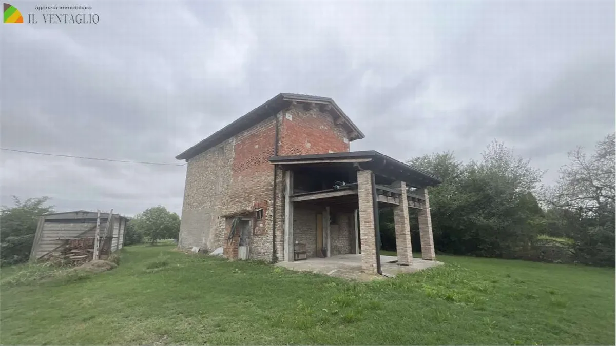 Rustico/Casale in vendita a Casalgrande - foto 3