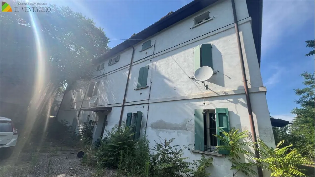 Palazzo/Stabile in vendita a Castellarano - foto 2