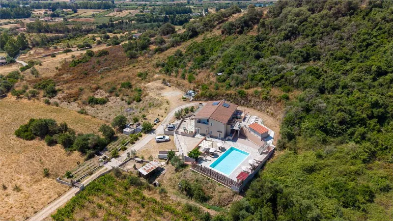Casa Indipendente in vendita a Torpè - foto 1