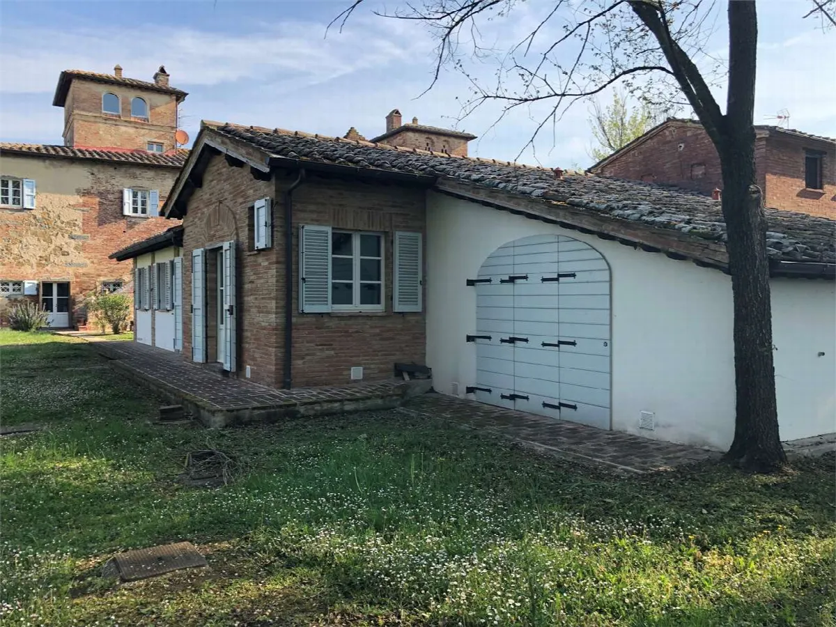 Rustico/Casale in vendita a Foiano della Chiana - foto 3