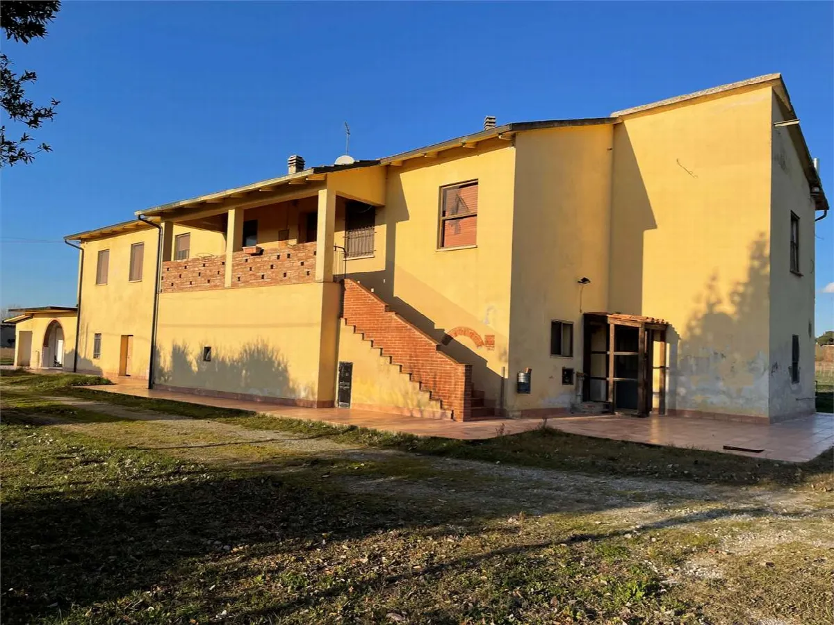 Rustico/Casale in vendita a Torrita di Siena - foto 3
