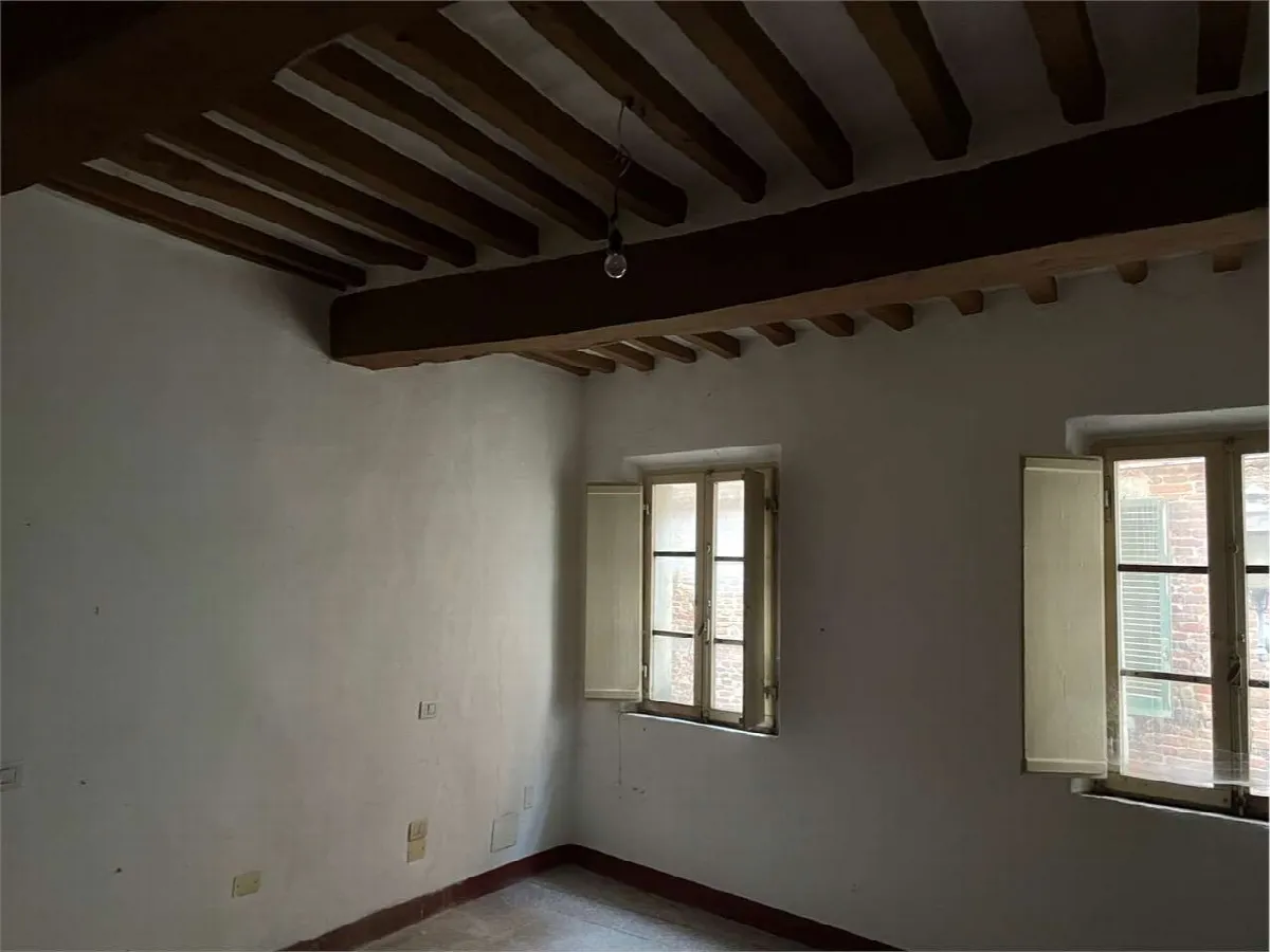 Palazzo/Stabile in vendita a Foiano della Chiana - foto 4