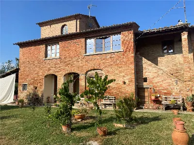 Rustico/Casale in vendita a Foiano della C... - foto 1