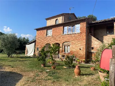 Rustico/Casale in vendita a Foiano della C... - foto 2