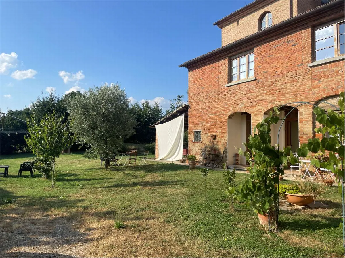 Rustico/Casale in vendita a Foiano della Chiana - foto 4