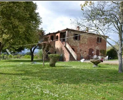 Rustico/Casale in vendita a Lucignano - foto 1