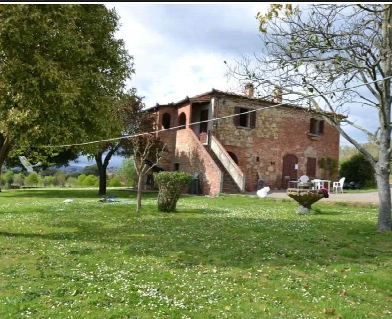 Rustico/Casale in vendita a Lucignano - foto 1