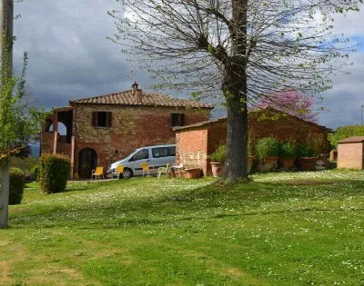 Rustico/Casale in vendita a Lucignano - foto 2