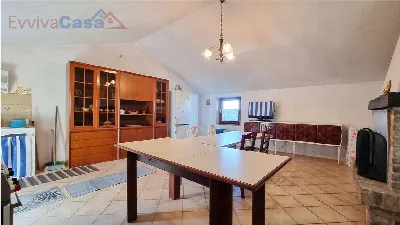 Rustico/Casale in vendita a Camerata Picen... - foto 4